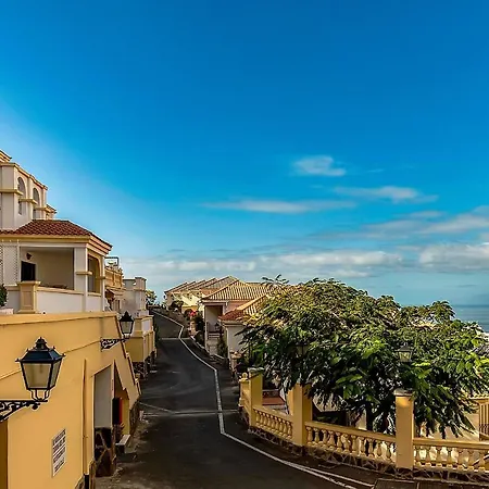 Sea View Windsor Park - Апартаменты Адехе